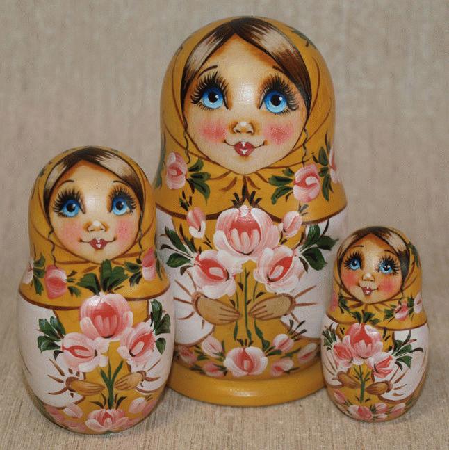 Матрешка с розами рисунок