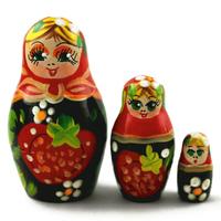 Çilek matryoshka