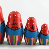 Çiçekler ile Matryoshka