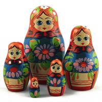 Matryoshka com flores