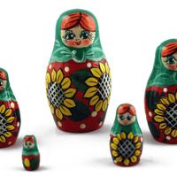 Groene nesting dolls