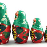 Groene nesting dolls