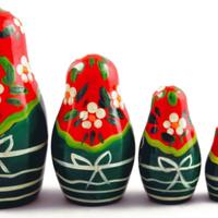 Matryoshka med rowanberry