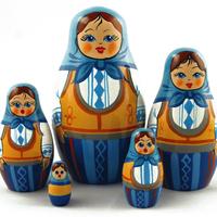 Leichte blaue Matroschka