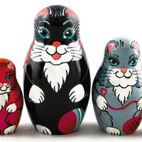 Cats nesting dolls