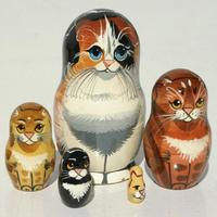 Kattmatryoshka dockor 