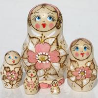 Matryoshka różowy