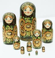 Svart nesting doll