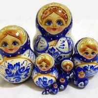 Matryoshka azul