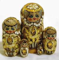 Matryoshka goldenen Stil