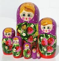 Menekşe matryoshka bebekler