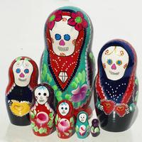 Dag av død matryoshka