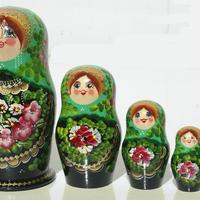 Πράσινο matryoshka