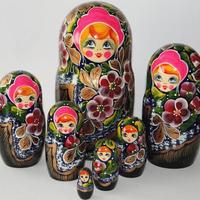 Ρωσική ένθεσης κούκλες